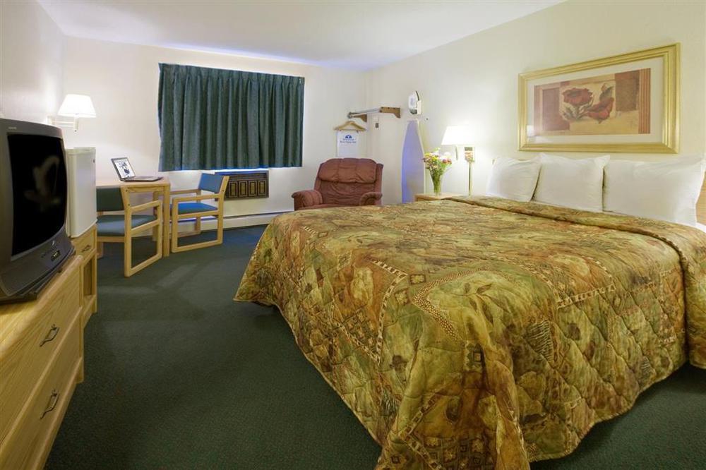 Americas Best Value Inn & Suites Detroit Lakes Cameră foto